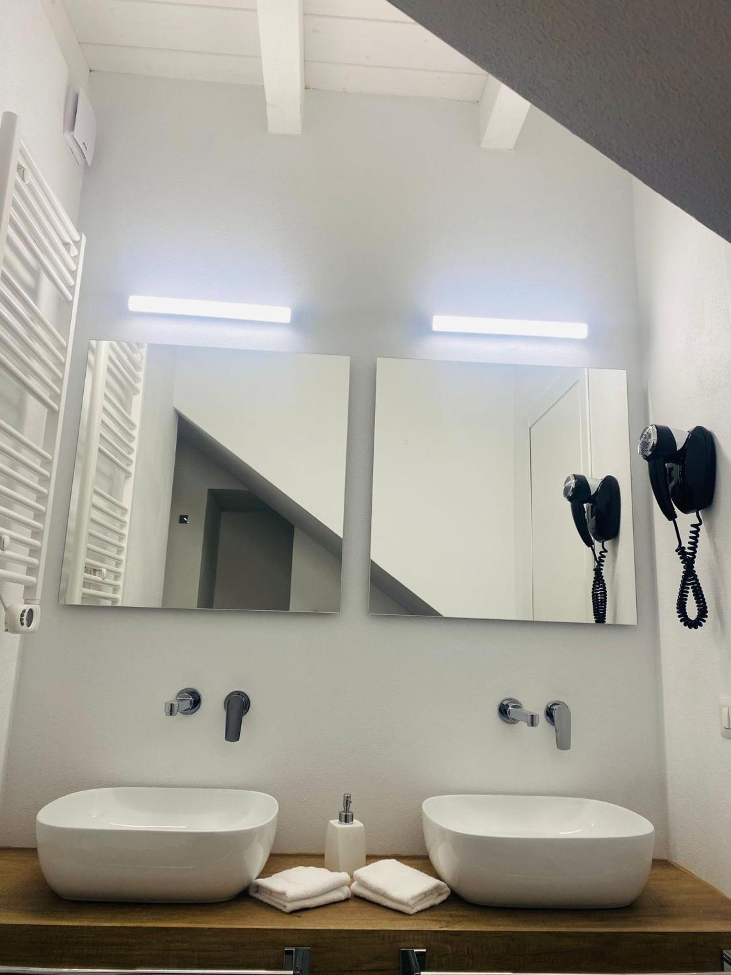 فندق Luxury Loft 35 كالياري المظهر الخارجي الصورة