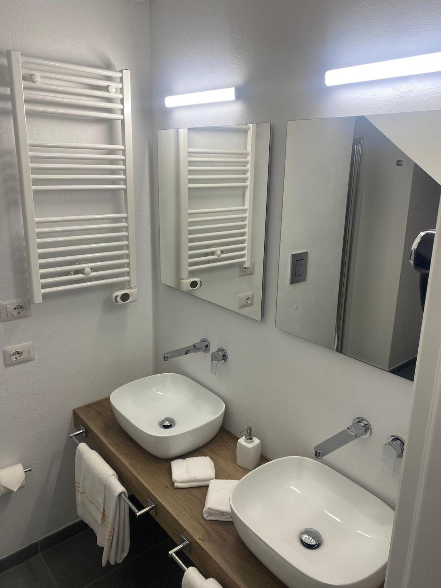 فندق Luxury Loft 35 كالياري المظهر الخارجي الصورة